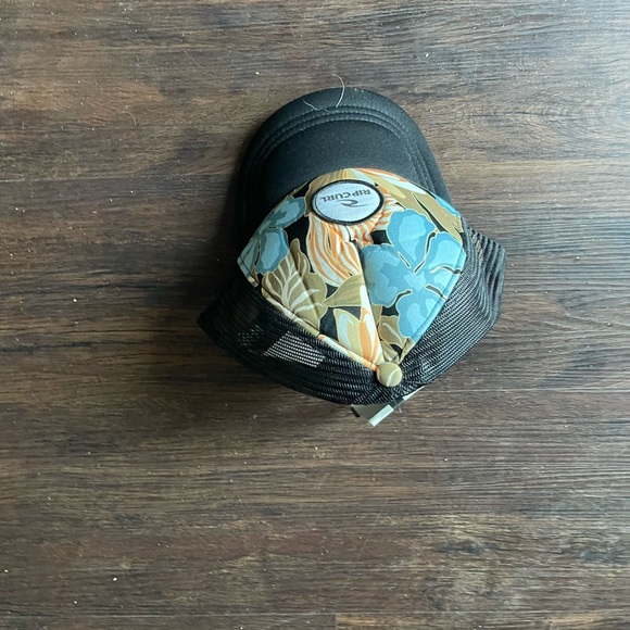 Pink and Tan Trucker Hat - Picture 5 of 15